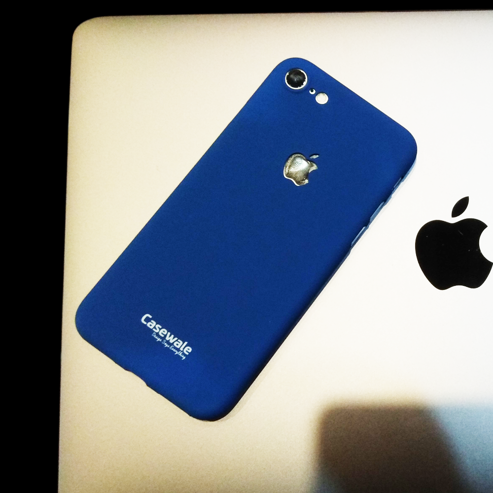 Casewale Apple Logo Cut iPhone Ultra Slim PC Case