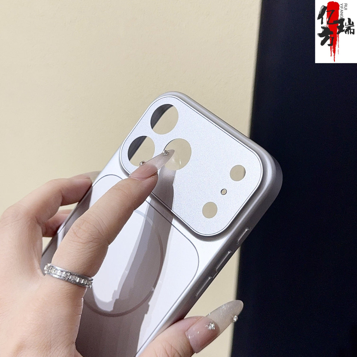 Luxury AG Nano Frosted Magsafe Lens Protection Case for iPhone 17 Series