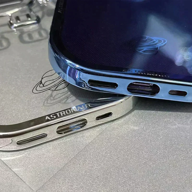 iPhone Series Astronaut Lens Bracket Electroplated Phone Case