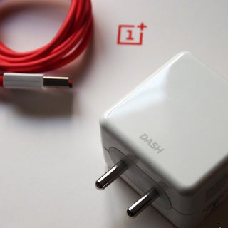 OnePlus Dash Power Adapter & Cable
